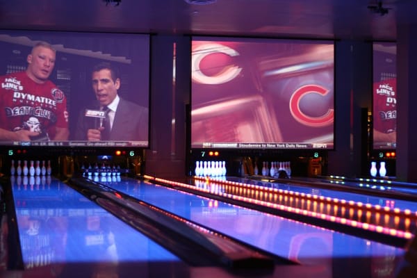 lucky strike los angeles ca