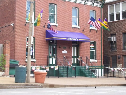 Jonny's+Soulard Jonny's Soulard http://www.yelp.de/biz/johnnys-restaurant-and-bar ...