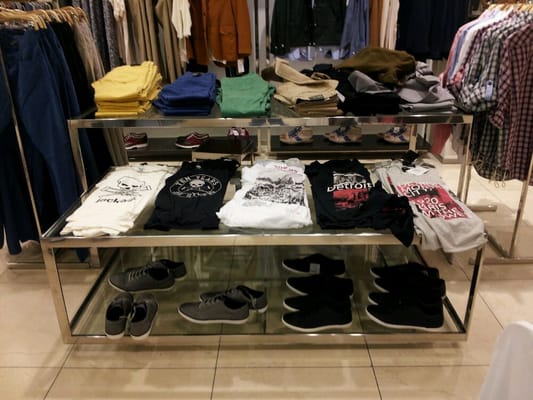 Zara Houston Galleria http:.yelp.trbizzara-houston