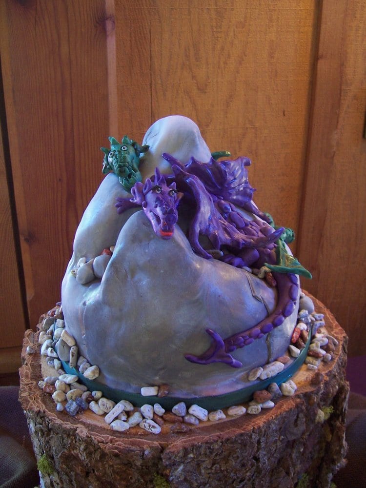 A fantasy themed wedding deserved a fabulous fantasy cake - with a