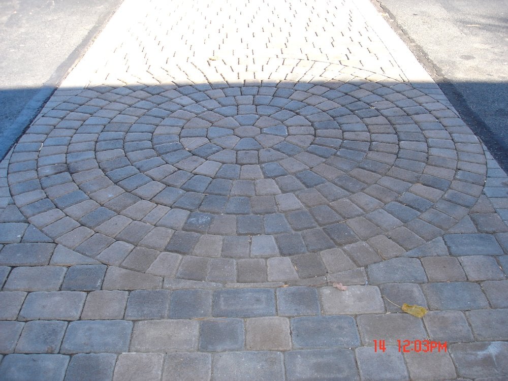 Paver Walkway with Circle Pattern insert Yelp