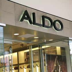 Aldo Shoes, Oak Brook, IL, USA by Sarah F.